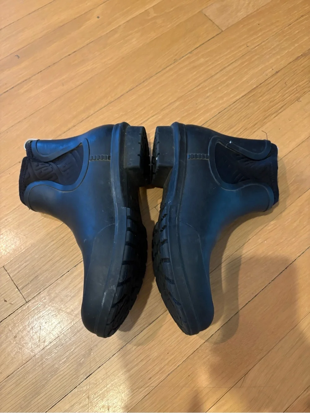 Women’s Ugg Black Slip-On Chelsea Waterproof Rain Booties